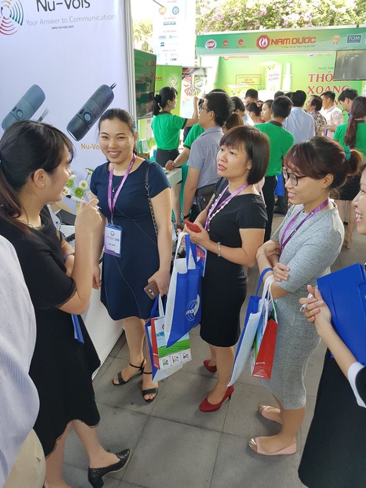 Thiên Đức tại hội nghị Tai Mũi Họng toàn quốc Đà Nẵng 2016